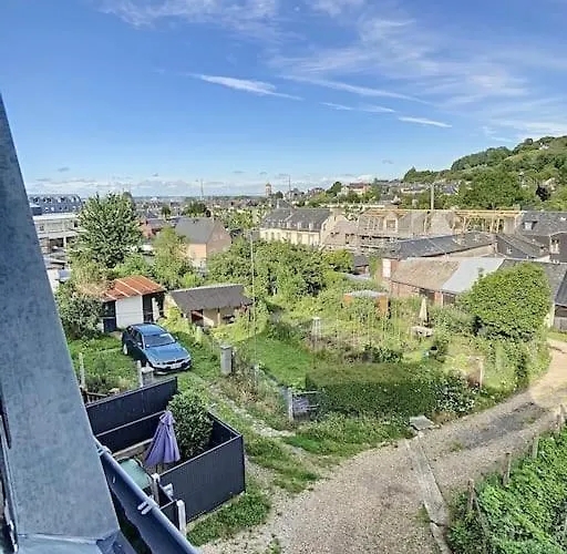 Les Mouettes. 4 Personnes Vue Pont De Normandie *